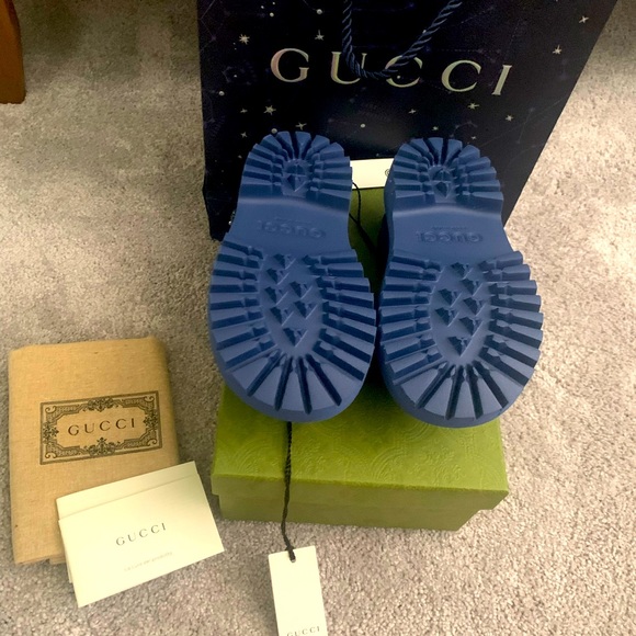 CHILDREN'S CUT-OUT GG SANDAL
SIZE 27. (US10.5) - Picture 5 of 15